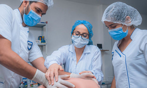 Técnico Laboral Por Competencias: Auxiliar En Enfermería